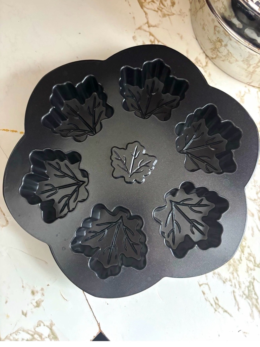 Nordic Ware Black Leaf-Shaped Muffin Pan
